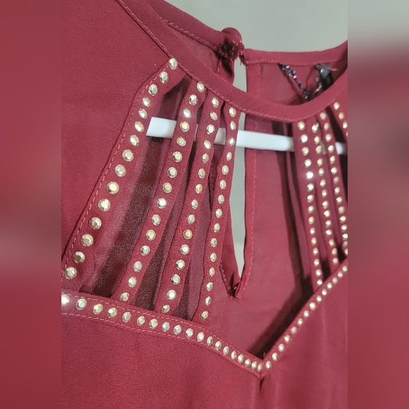 BKE Buckle Boutique Long Sleeve Chiffon Cut Out Top With Rhinestones Medium - Picture 4 of 6